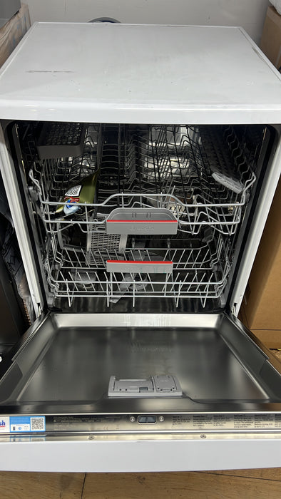 Grade A BOSCH Series 4 SMS4EKW06G Full-size WiFi-enabled Dishwasher - White BB5114
