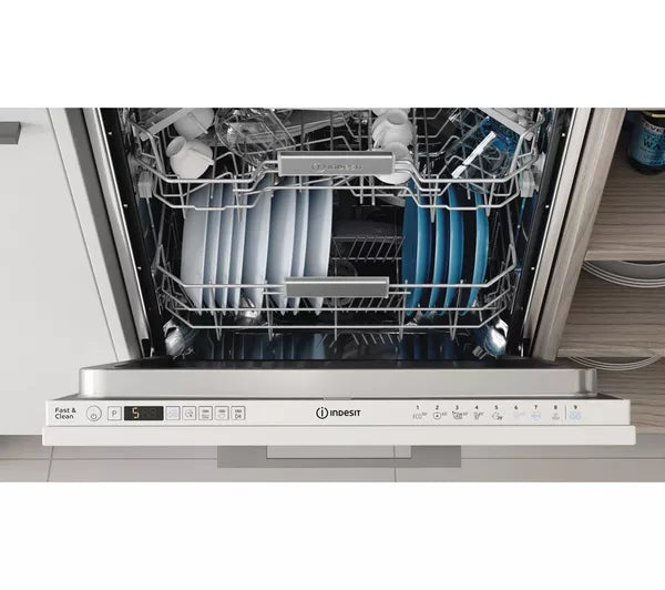 INDESIT DIO3T131 FE UK Full-size Fully Integrated Dishwasher