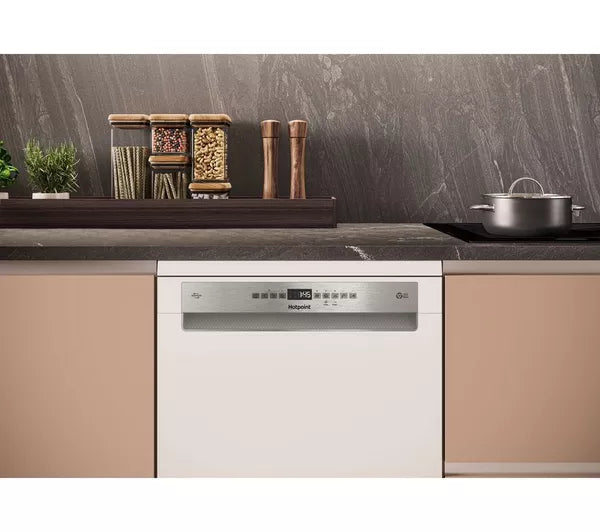 HOTPOINT Maxi Space H7FHP33UK Full-size Dishwasher - White