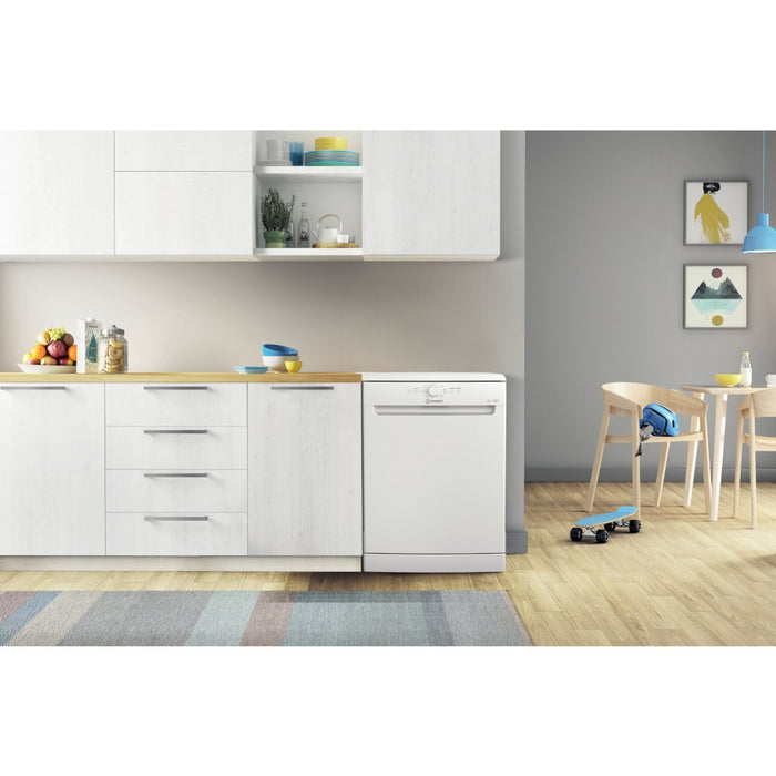 Grade A Indesit D2FHK26UK Dishwasher, 14 Place Settings, White, E Rated