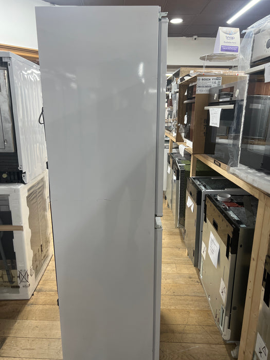 Grade A KENWOOD KIFF5022 Integrated 50/50 Fridge Freezer - Sliding Hinge-BB5043