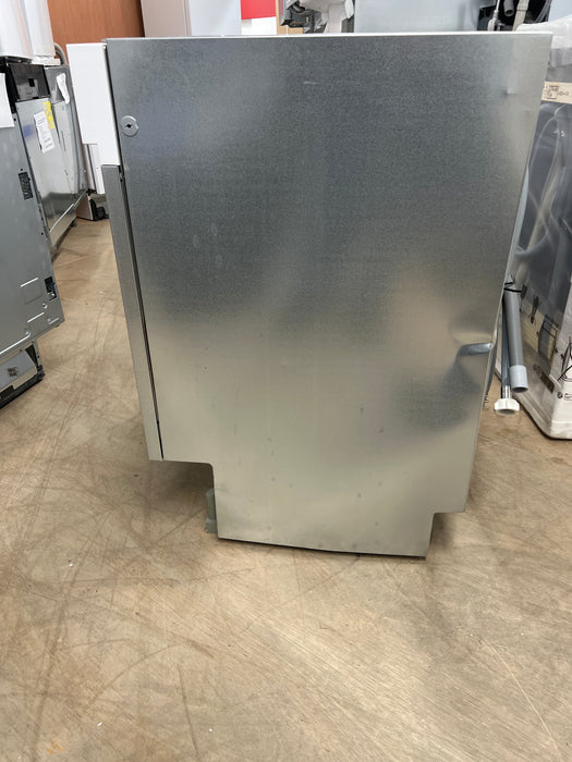 Grade A Indesit I3BL626UK Semi Integrated Dishwasher, 14 Place Settings, E Rated BB9514