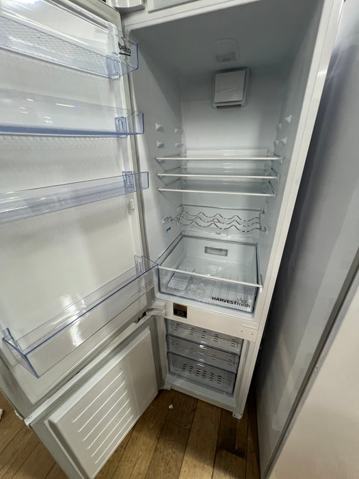 Grade A BEKO Pro BCFD4V73 Integrated 70/30 Fridge Freezer - Sliding Hinges BB9129