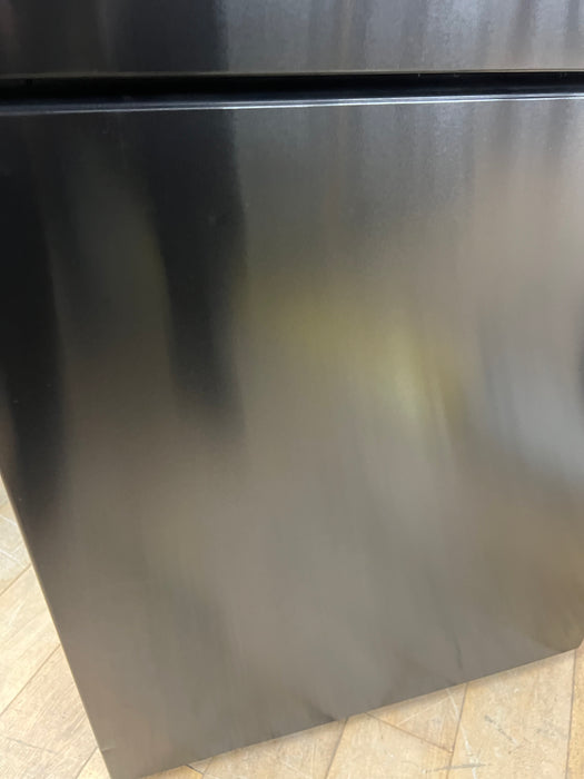Grade A HISENSE RB645N4BFE 60/40 Fridge Freezer - Black BB5438