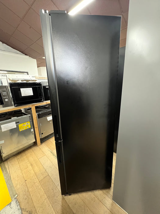 Grade A HISENSE RB645N4BFE 60/40 Fridge Freezer - Black BB5438