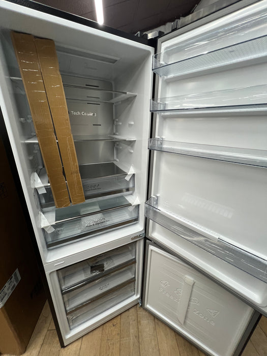Grade A HISENSE RB645N4BFE 60/40 Fridge Freezer - Black BB5437