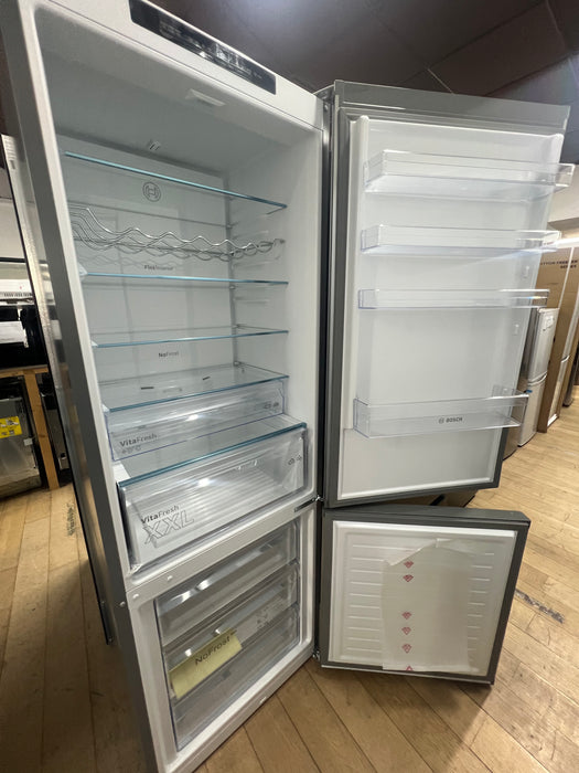 Grade A BOSCH Series 4 KGN492LDFG Fridge Freezer - Inox-look BB5440