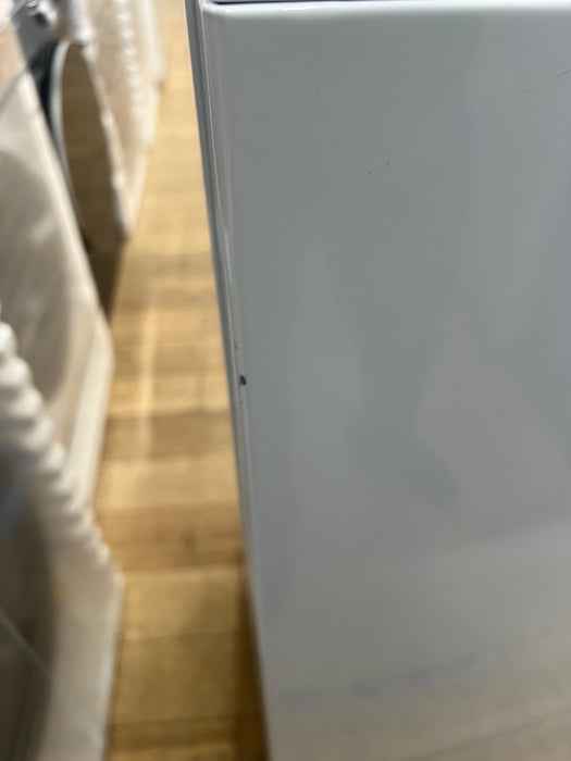 Grade A BEKO CFG4501W 40/60 Fridge Freezer - White  BB9627