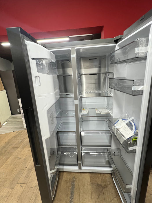 SAMSUNG Bespoke AI Series 7 SpaceMax RS70F66KCFEU American-Style Fridge Freezer - Black