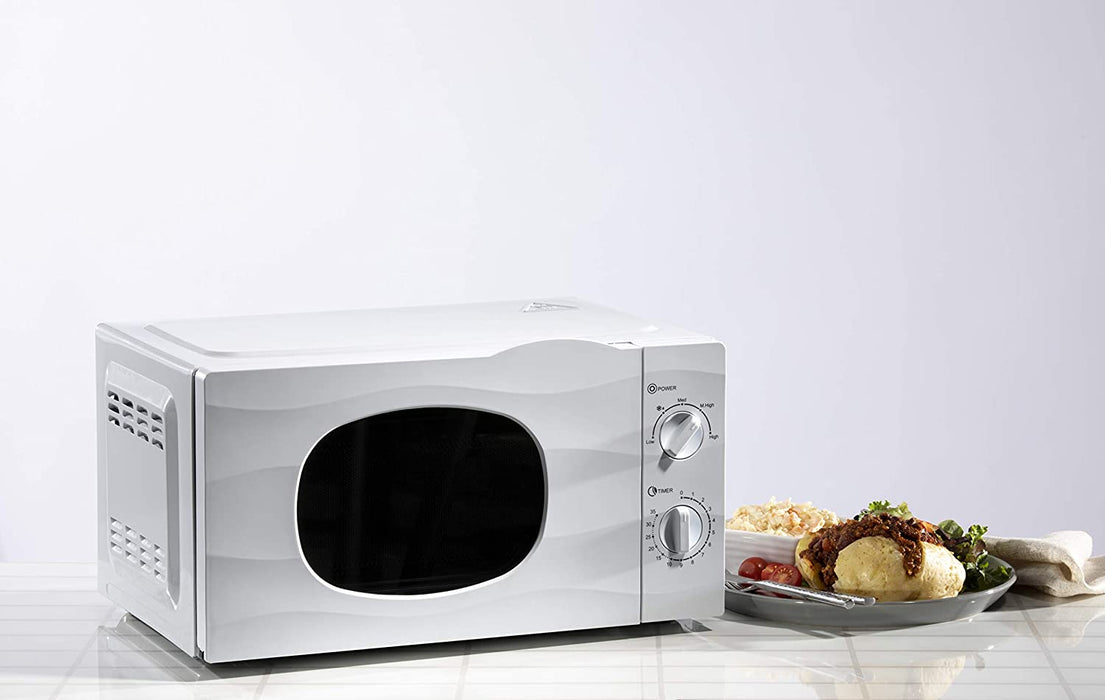 Daewoo Freestanding Microwave Oven In White 20L 700W SDA2095