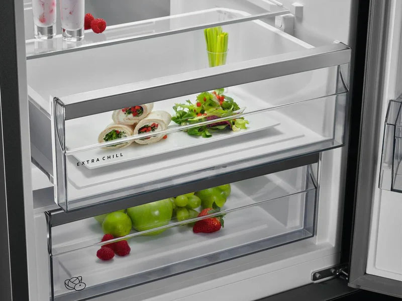 AEG RCB632E3MW - White Freestanding 60/40 Frost Free Fridge Freezer - E energy