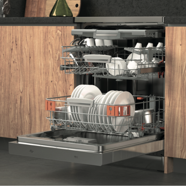 HOTPOINT HFC 3C26 WC B UK Full-size Dishwasher - Black